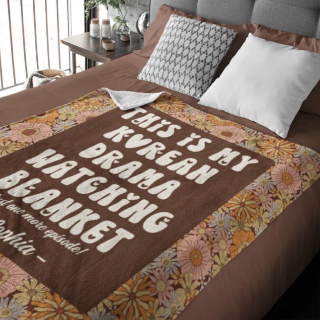 Cute Korean Drama Watching Groovy Floral Fleece Blanket (Creator Uploaded)