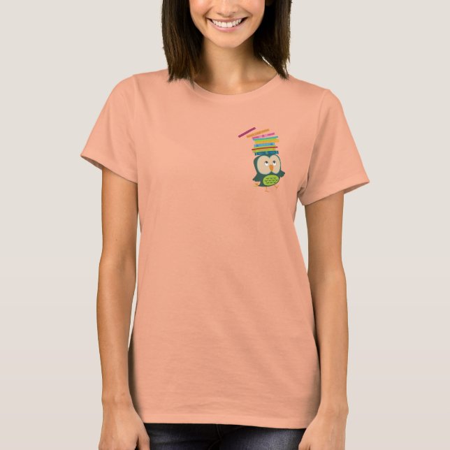 Cute little book owl T-Shirt (Front)