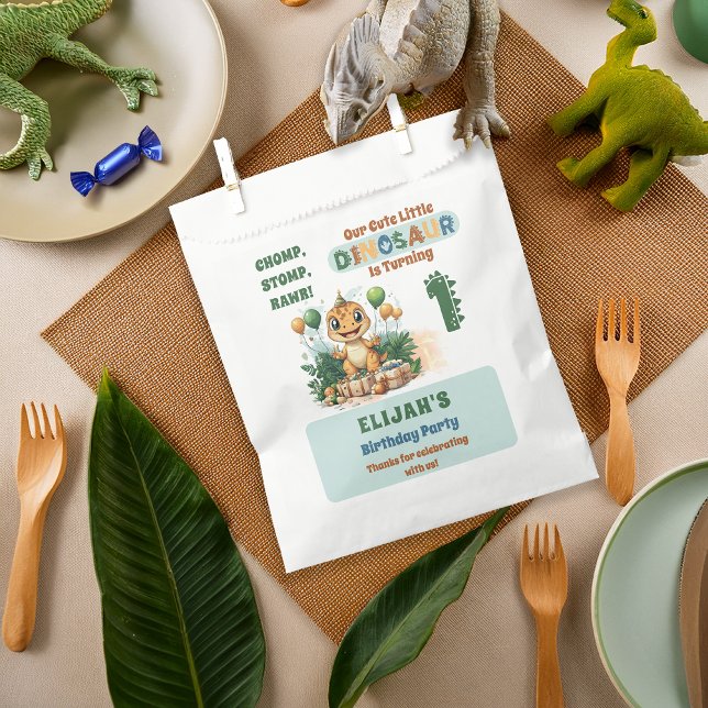 Cute Little Dinosaur Boy 1st Birthday Party Favour Bags (Cute Little Dinosaur Boy 1st Birthday Party Favor Bags)