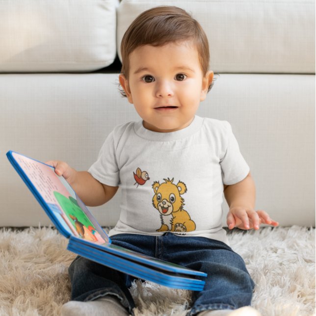 cute little lion with bird baby T-Shirt (Creator Uploaded)