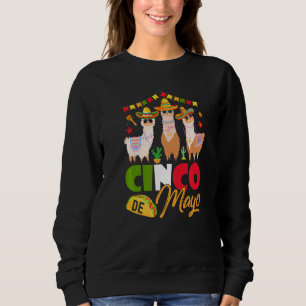 Cute Llamas Wearing Sombrero Cinco De Mayo Mexican Sweatshirt