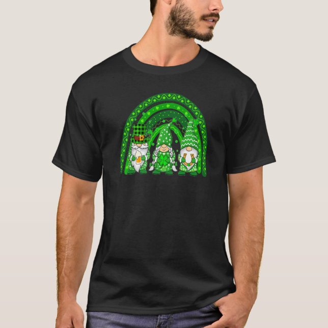 Cute Lucky Rainbow Gnome Happy St Patricks Day Fam T-Shirt (Front)