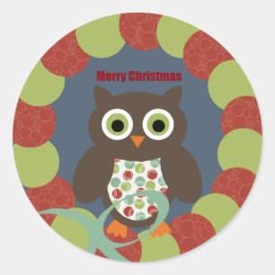 Cute Modern Owl Wreath Merry Christmas Gifts Classic Round Sticker