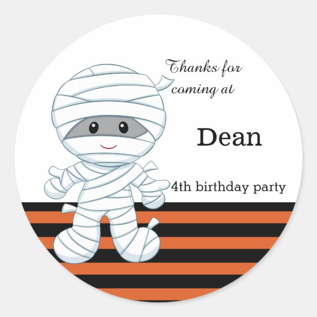 Cute mummy boy classic round sticker (Front)