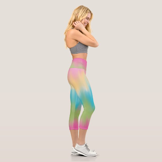 Cute Northern Lights Blue Pink Colours Pattern Capri Leggings (Right)