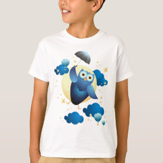 Cute Owl Flying with Umbrella T-Shirt