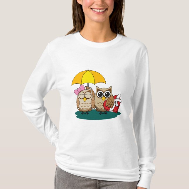 Cute Owl Lovers w/ Umbrella and Red Chocolate Box T-Shirt (Front)