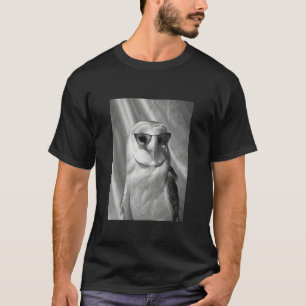 Cute Owl with Sunglasses Cool Forest Animal Photo T-Shirt