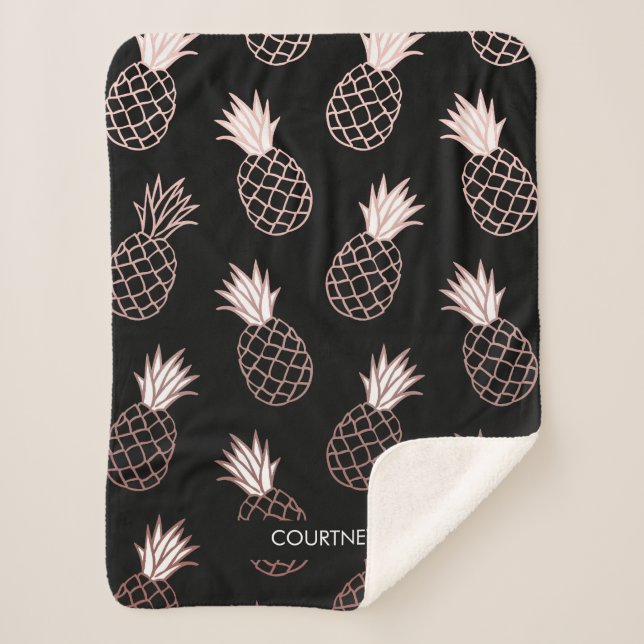 Cute Pineapple Pattern Sherpa Blanket (Front)