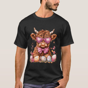 Cute pink floral highland cow coquette bow easter T-Shirt