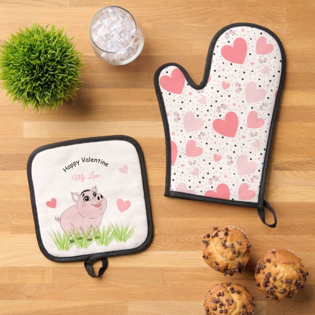 Cute pink pig for Valentine Oven Mitt & Pot Holder Set (Top Down)