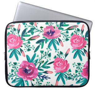 Cute Pink Roses With Buds And Green Leafs Laptop Sleeve