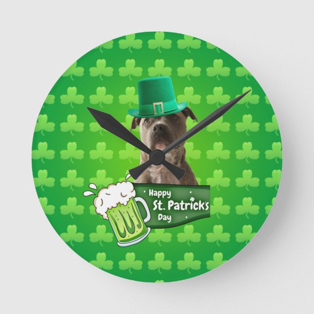 Cute Pit Bull Dog Hat St. Patrick's Day w Clovers Round Clock (Front)