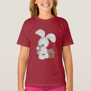  cute, plush bunny with a valentine and a basket o T-Shirt