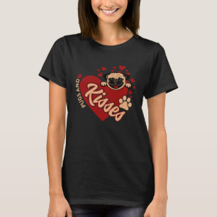 Cute Pugs & Kisses Valentineu2019s Day for Pug Re T-Shirt