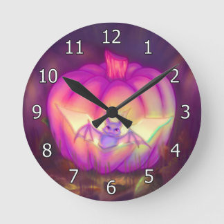 Cute Purple Bat Inside Carved Jack-o'-Lantern Round Clock