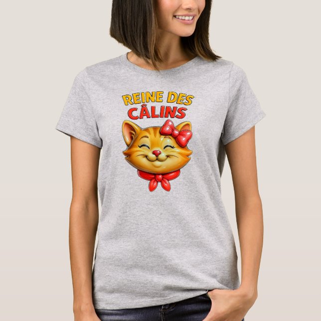 Cute pussy cuddly T-Shirt (Front)