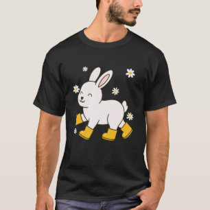 Cute Rabbit in Rain Boots Bunny mum T-Shirt