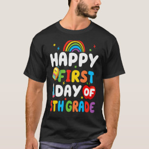 Cute Rainbow Apple Pencil Happy First Day Of 5th G T-Shirt