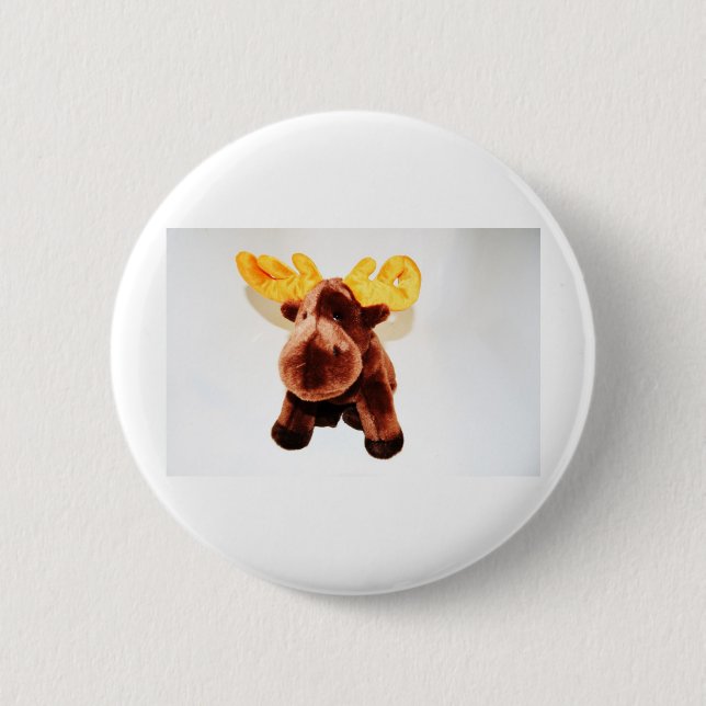 CUTE REINDEER 6 CM ROUND BADGE (Front)