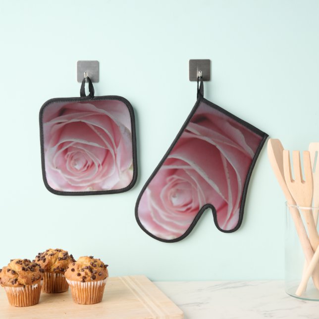 Cute Rose Flower Oven Mitt & Pot Holder Set (Insitu(Hanging))
