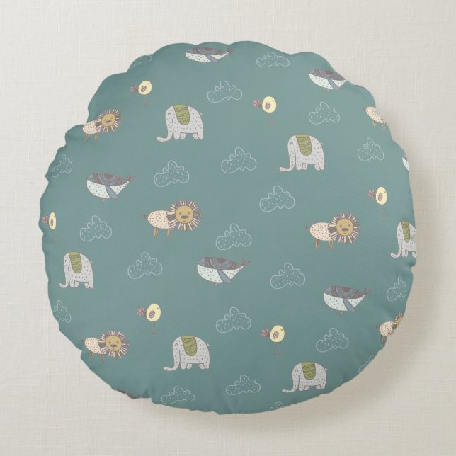 Cute Scandinavian Animals Pattern Round Cushion (Front)