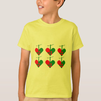 Cute Scandinavian Christmas Hearts T-Shirt