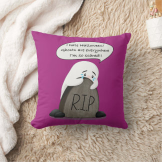 Cute Scared Ghost Cosy Halloween Decor Cushion