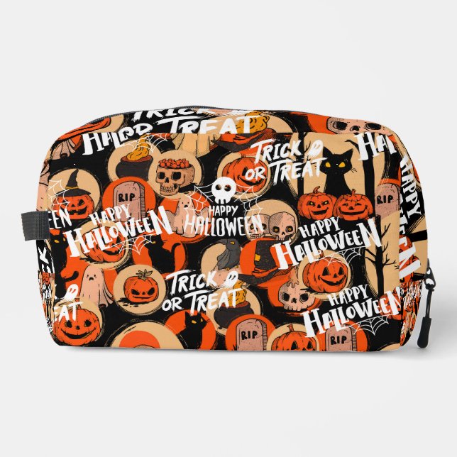  Cute & Scary Halloween Spooky vibes  Dopp Kit (Front)