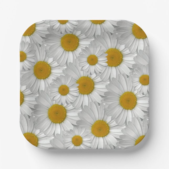 Cute Simple White Daisy Flower Pattern  Paper Plate (Front)