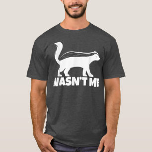 CUTE SKUNK SQUADTHE SKUNK WHISPERER ZOOKEEPER ZOOL T-Shirt