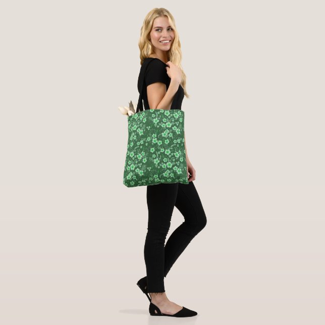 Cute small green floral summer pattern tote bag (On Model)