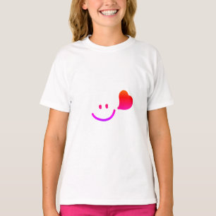 Cute Smiley Face with Heart – Minimalist Happy Vib T-Shirt
