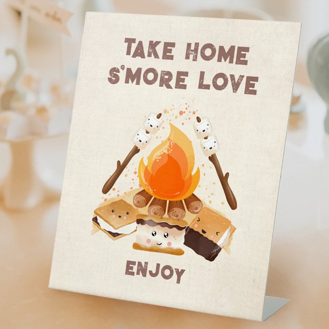 Cute S'more Campfire Birthday Favour Pedestal Sign (Cute S'more Campfire Birthday Favor Pedestal Sign)