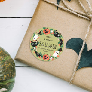 Cute Spooky Green Happy Halloween Wreath Classic Round Sticker