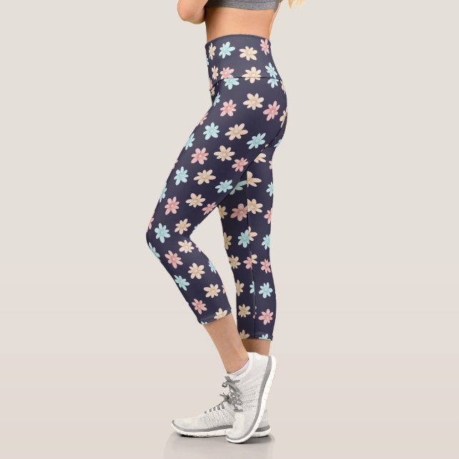 cute spring pastel daisy pattern capri leggings (Left)