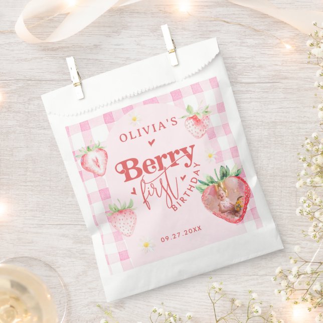 Cute Strawberry Daisy Berry First Photo Brithday Favour Bags (Clipped)