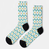 Cute Summer Daisies Pattern on Blue