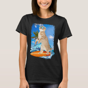 Cute Surfing Hawaiian Cat Lover Surfer Beach Summe T-Shirt
