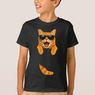 Cute tabby cat pocket funny cat mum cat dad cat T-Shirt