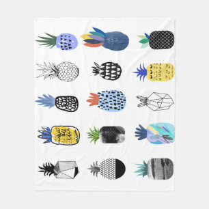 Cute textured pineapples, vintage collection. fleece blanket