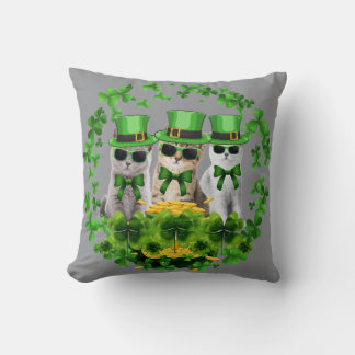 Cute Three Cats St Patrick Gift Kitty Kitten Irish Cushion