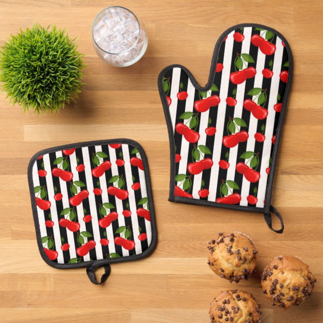 Cute tiled cherry pattern oven mitt & pot holder set (Top Down)