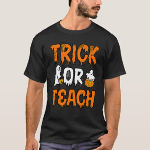 Cute Trick Or Teach Groovy Halloween Ghost Teacher T-Shirt