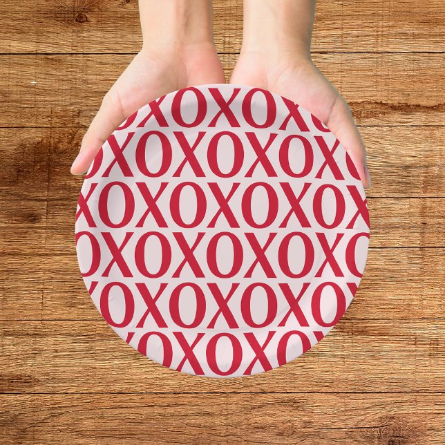 Cute Valentine Day XOXO Red And Pink Paper Plate (Creator Uploaded)
