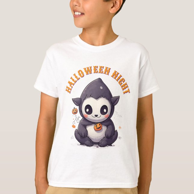 Cute Vampire Pumpkin Halloween Character 🦇 T-Shirt (Front)