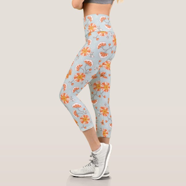 Cute Vintage Flower Butterfly Pattern Capri Leggings (Left)