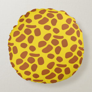 Cute yellow giraffe skin seamless pattern round cushion