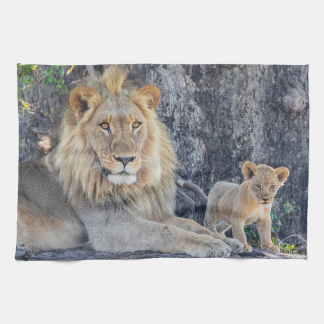 Cutest Baby Animals | Lion Dad & Cub Tea Towel (Horizontal)
