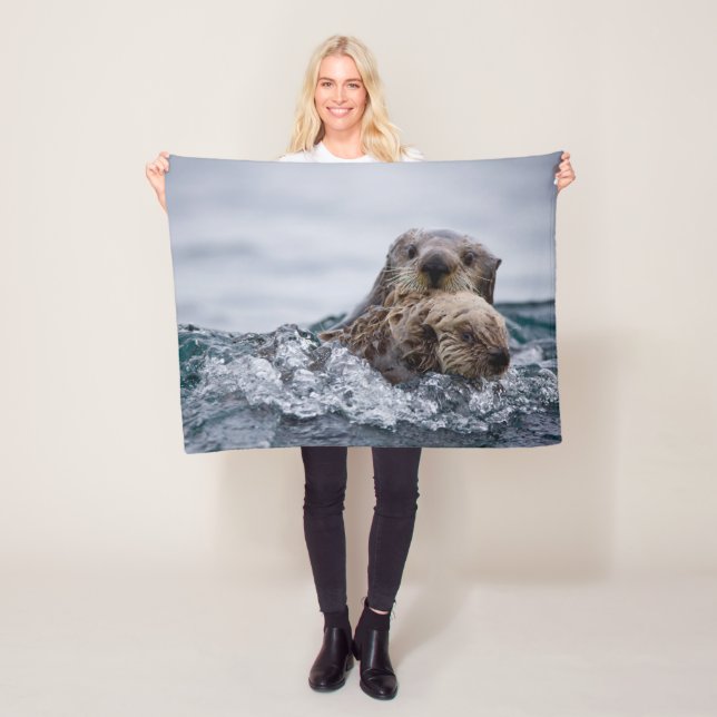 Cutest Baby Animals | Otter Baby & Mother Fleece Blanket (In Situ)